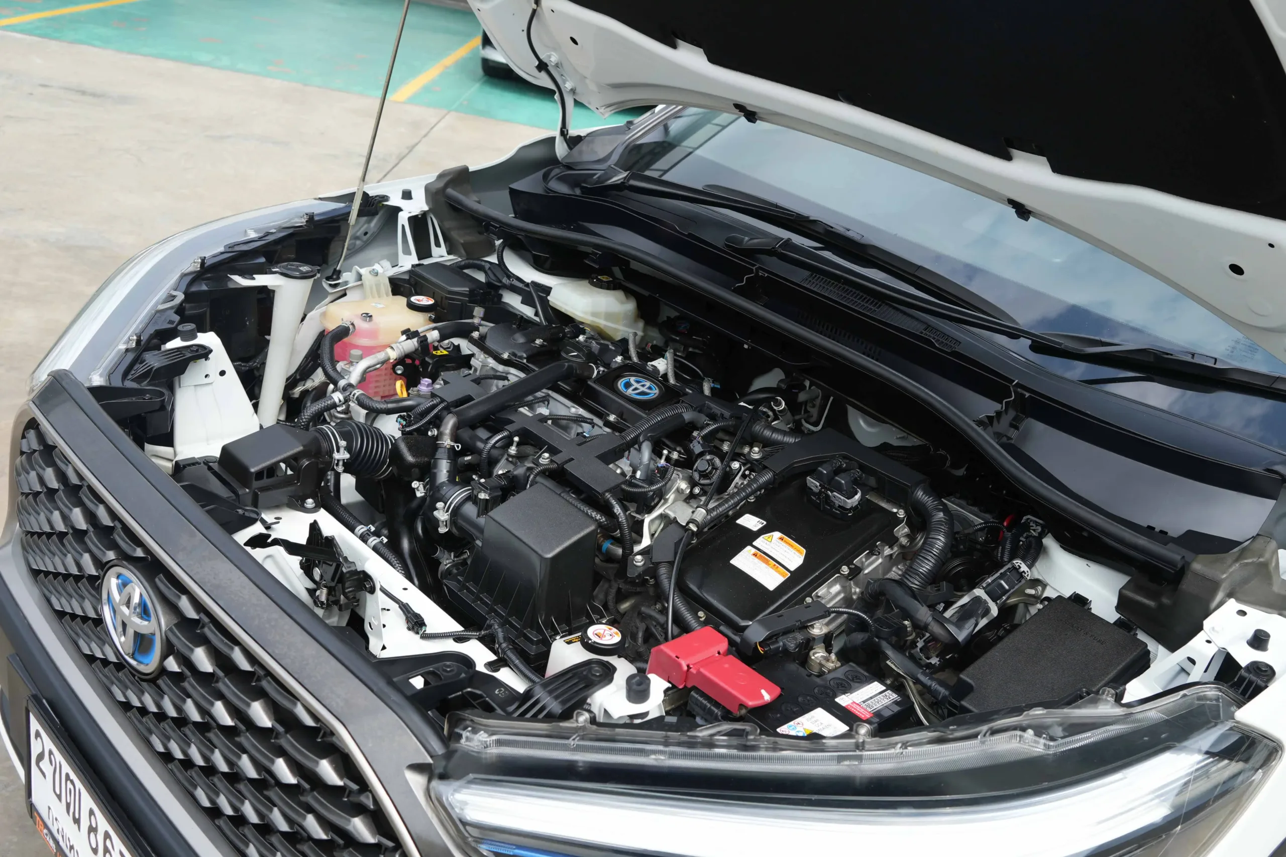 2021 Toyota Corolla Cross 1.8 (ปี 20-26) Hybrid Premium SUV #2ขฒ-8671 - Image 20