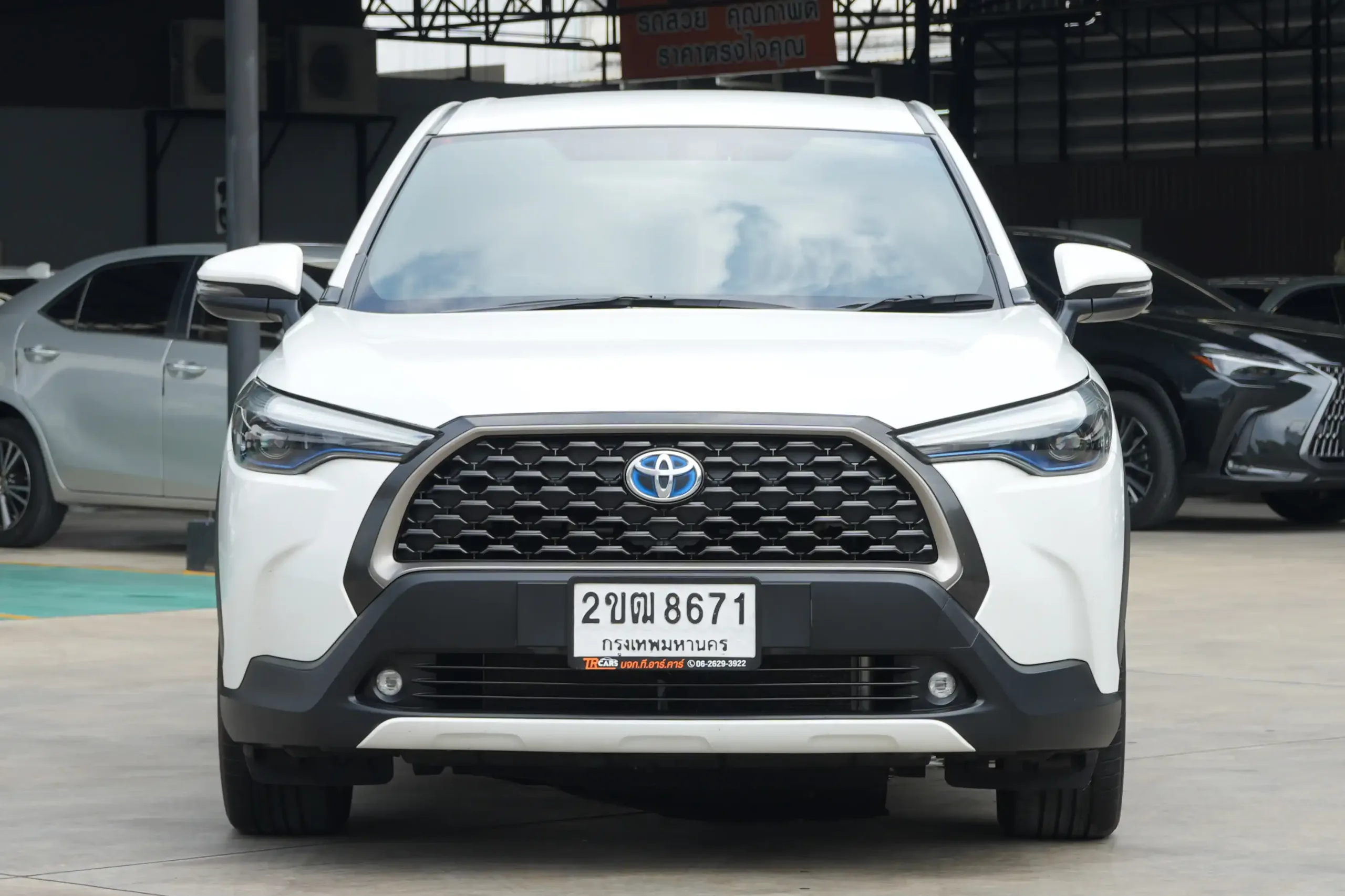 2021 Toyota Corolla Cross 1.8 (ปี 20-26) Hybrid Premium SUV #2ขฒ-8671 - Image 4