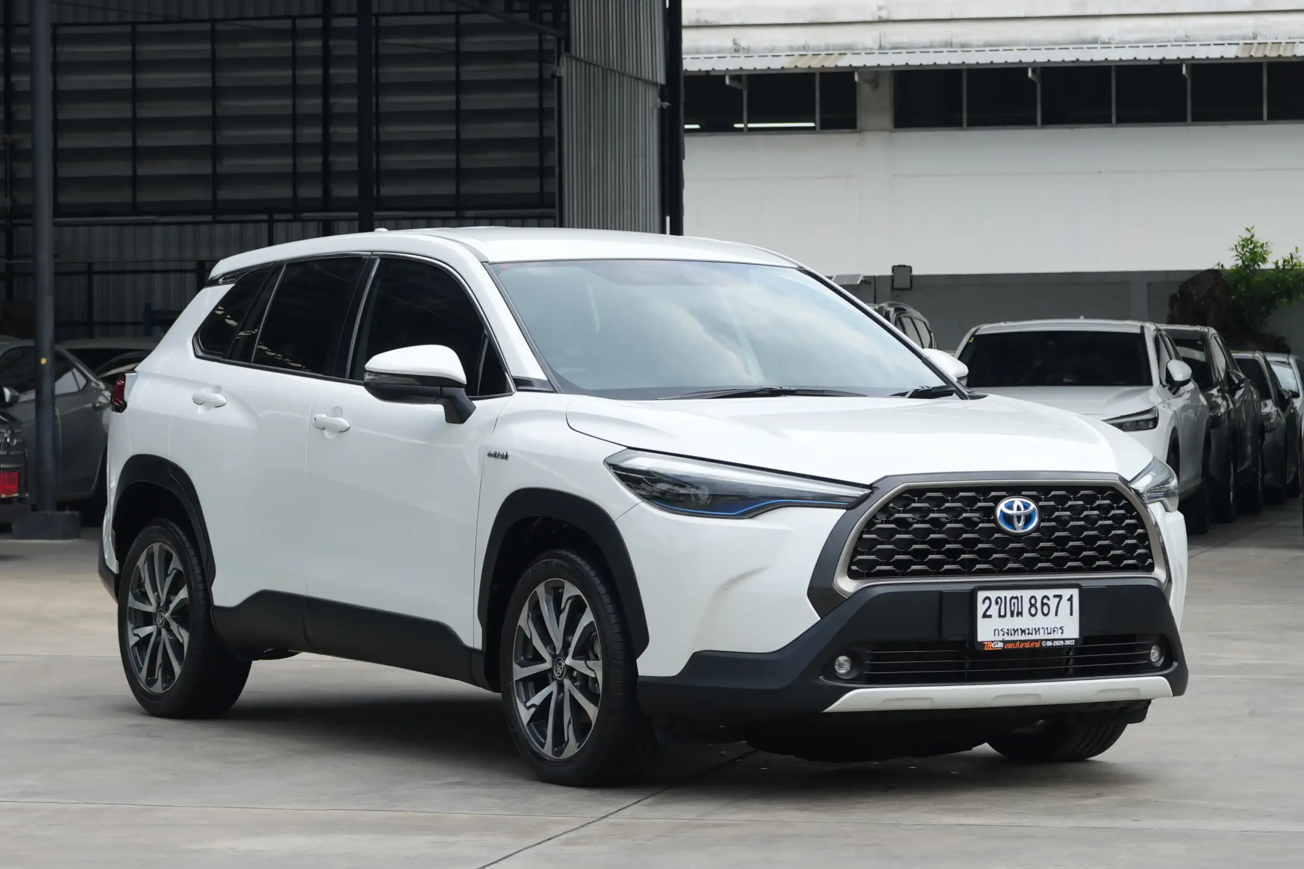 2021 Toyota Corolla Cross 1.8 (ปี 20-26) Hybrid Premium SUV #2ขฒ-8671 - Image 3