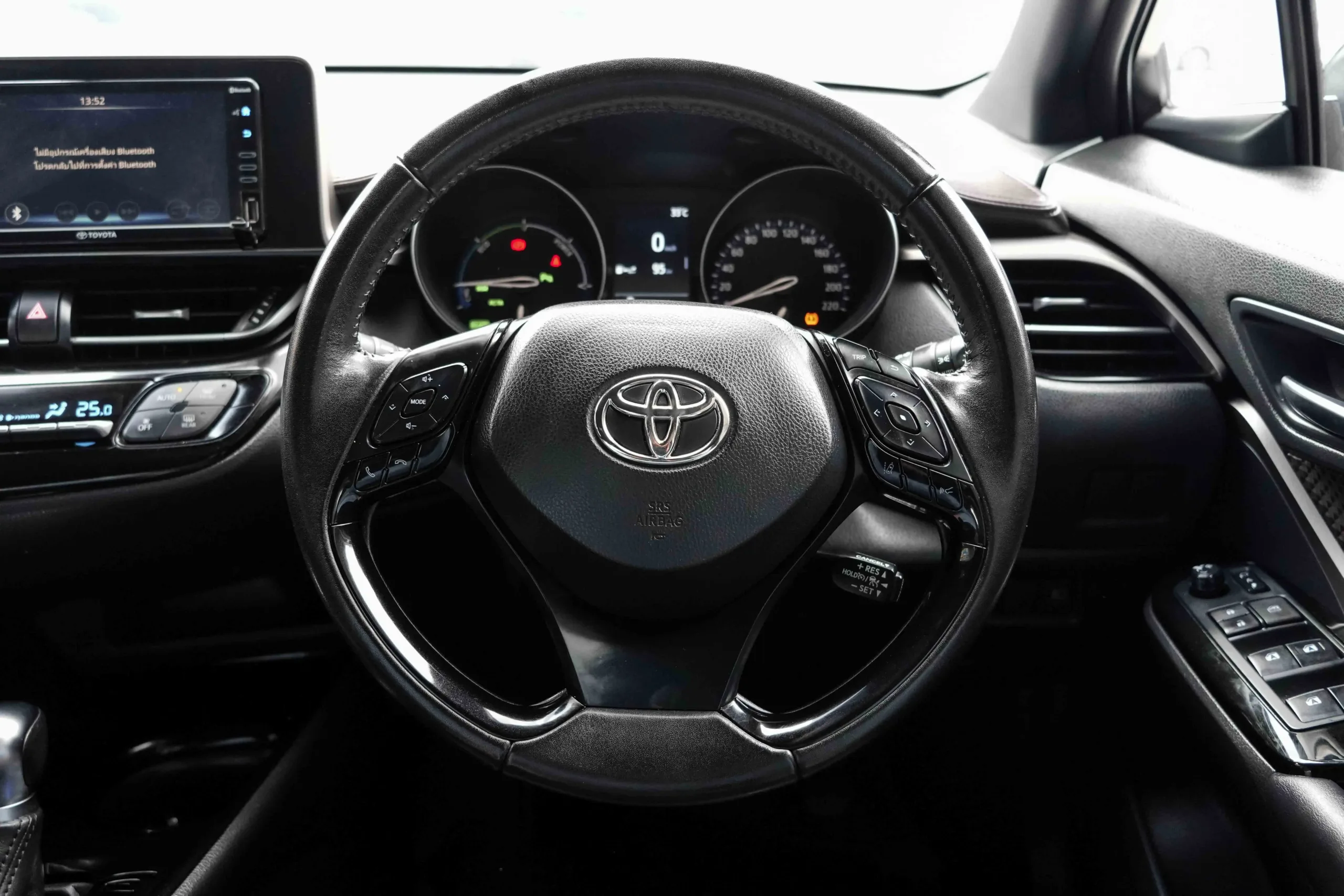 2021 Toyota C-HR 1.8 (ปี 17-23) HEV Premium Safety SUV #9กฮ-4255 - Image 13