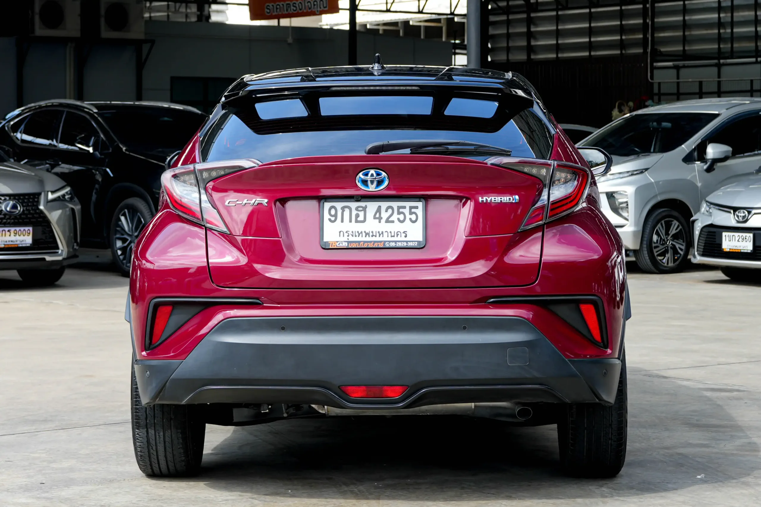 2021 Toyota C-HR 1.8 (ปี 17-23) HEV Premium Safety SUV #9กฮ-4255 - Image 5