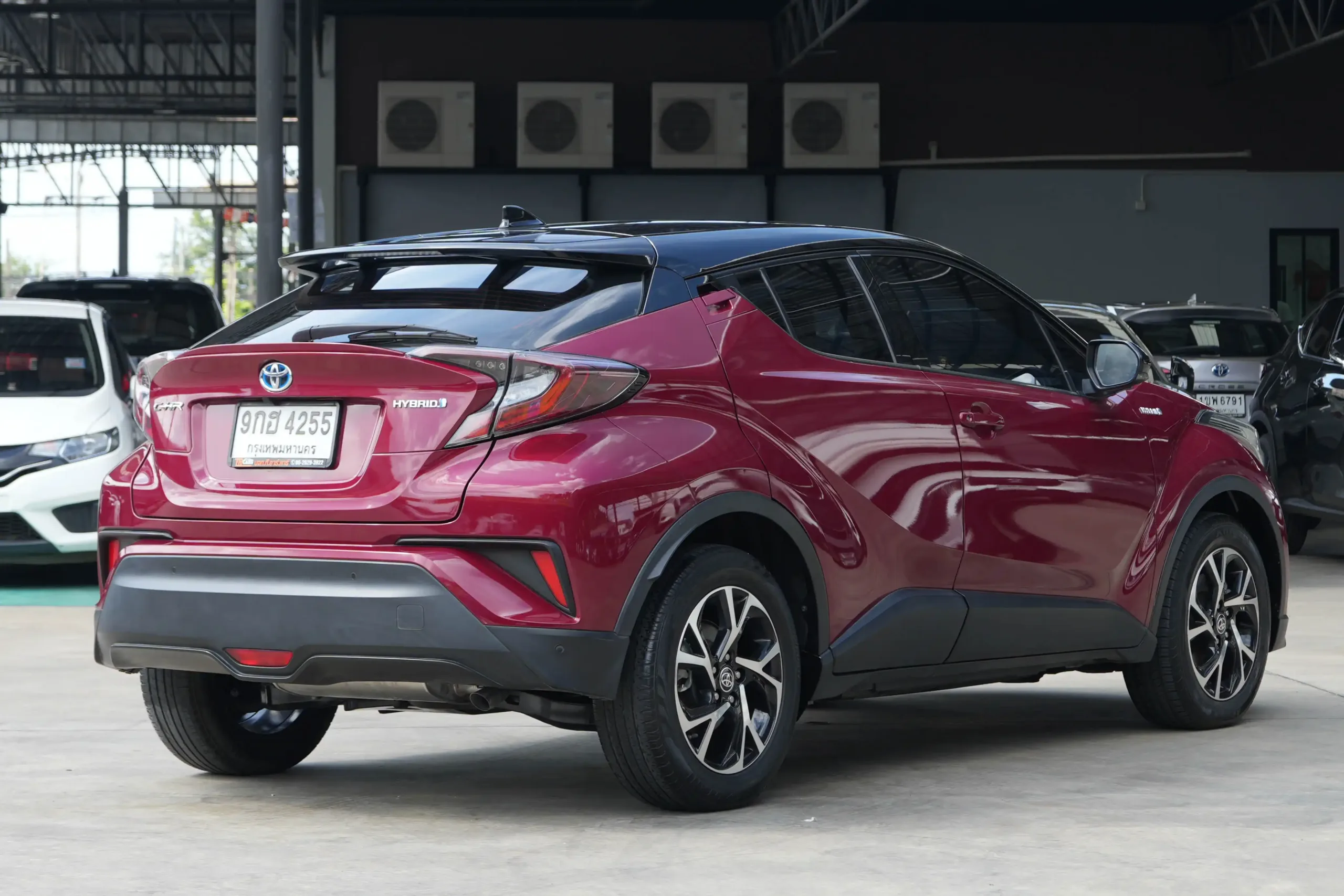 2021 Toyota C-HR 1.8 (ปี 17-23) HEV Premium Safety SUV #9กฮ-4255 - Image 7