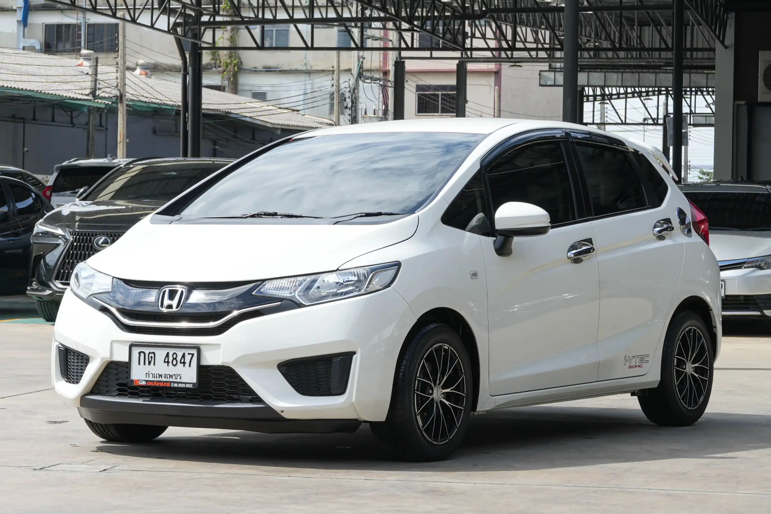 2017 Honda JAZZ 1.5 (ปี 14-22) S Hatchback #กต-4847 - Image 2