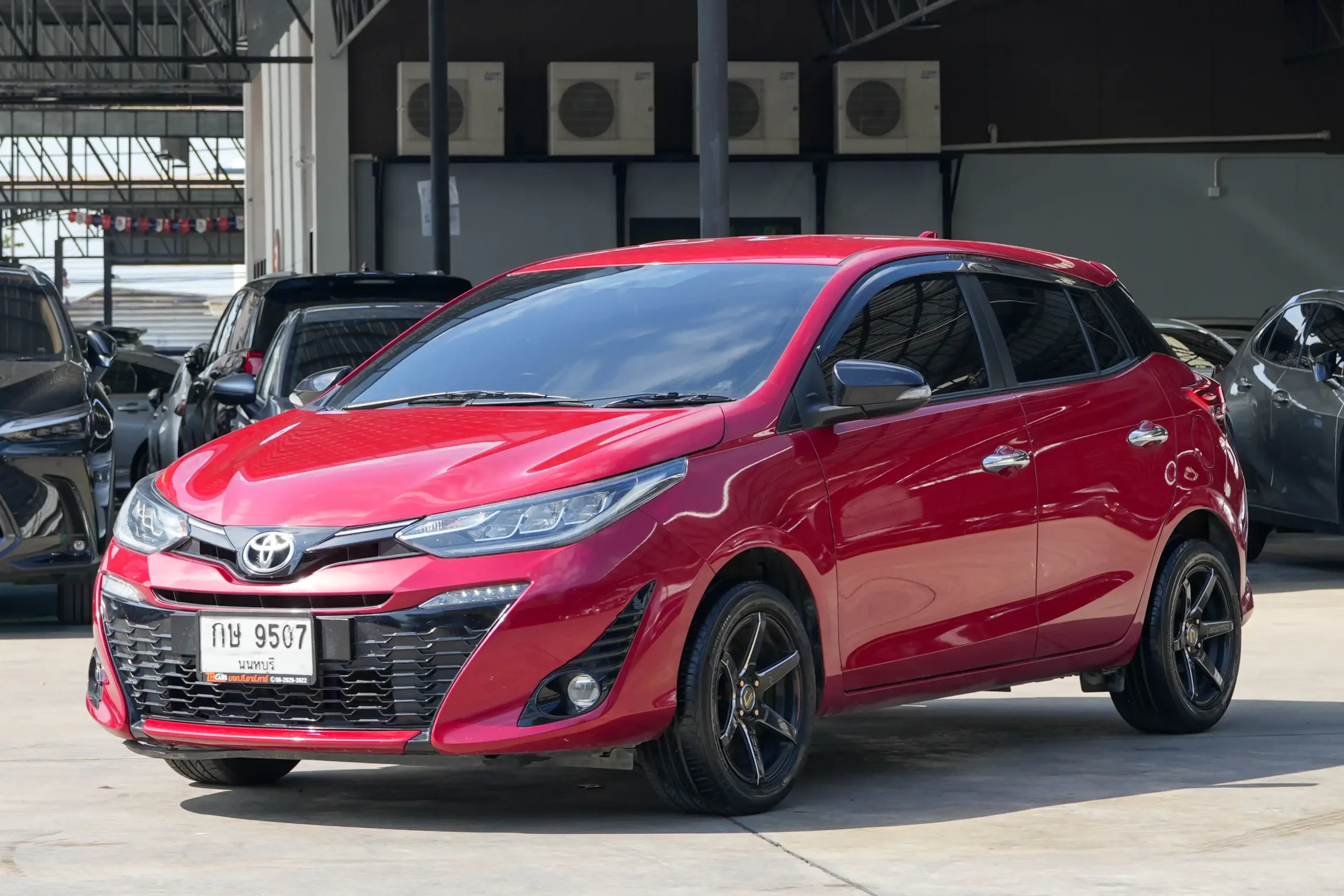 2020 Toyota YARIS 1.2 (ปี 17-25) Sport Premium Hatchback #กษ-9507 - Image 3