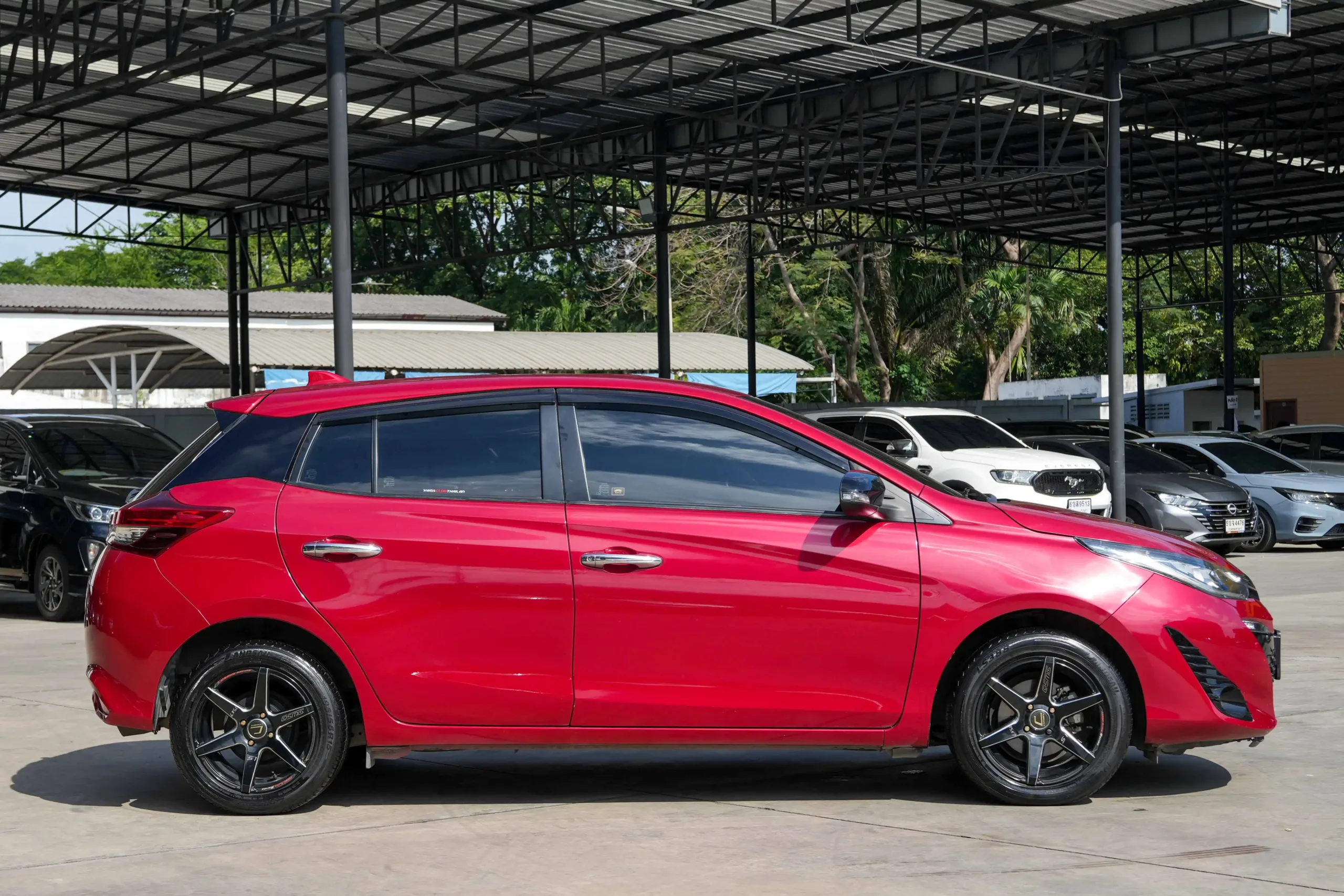 2020 Toyota YARIS 1.2 (ปี 17-25) Sport Premium Hatchback #กษ-9507 - Image 9