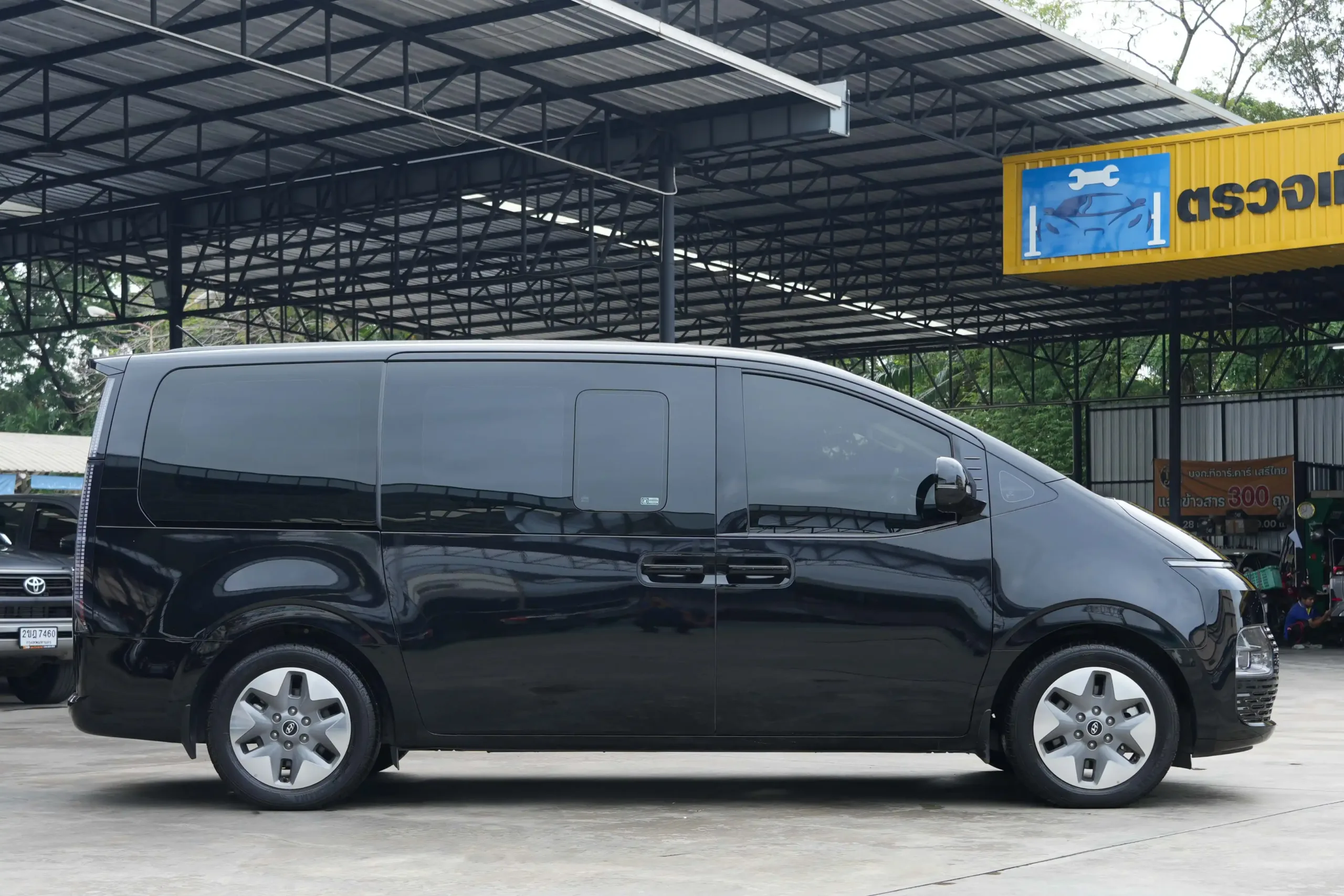 2023 Hyundai Staria 2.2 (ปี 21-28) S Van #1นจ-8770 - Image 9