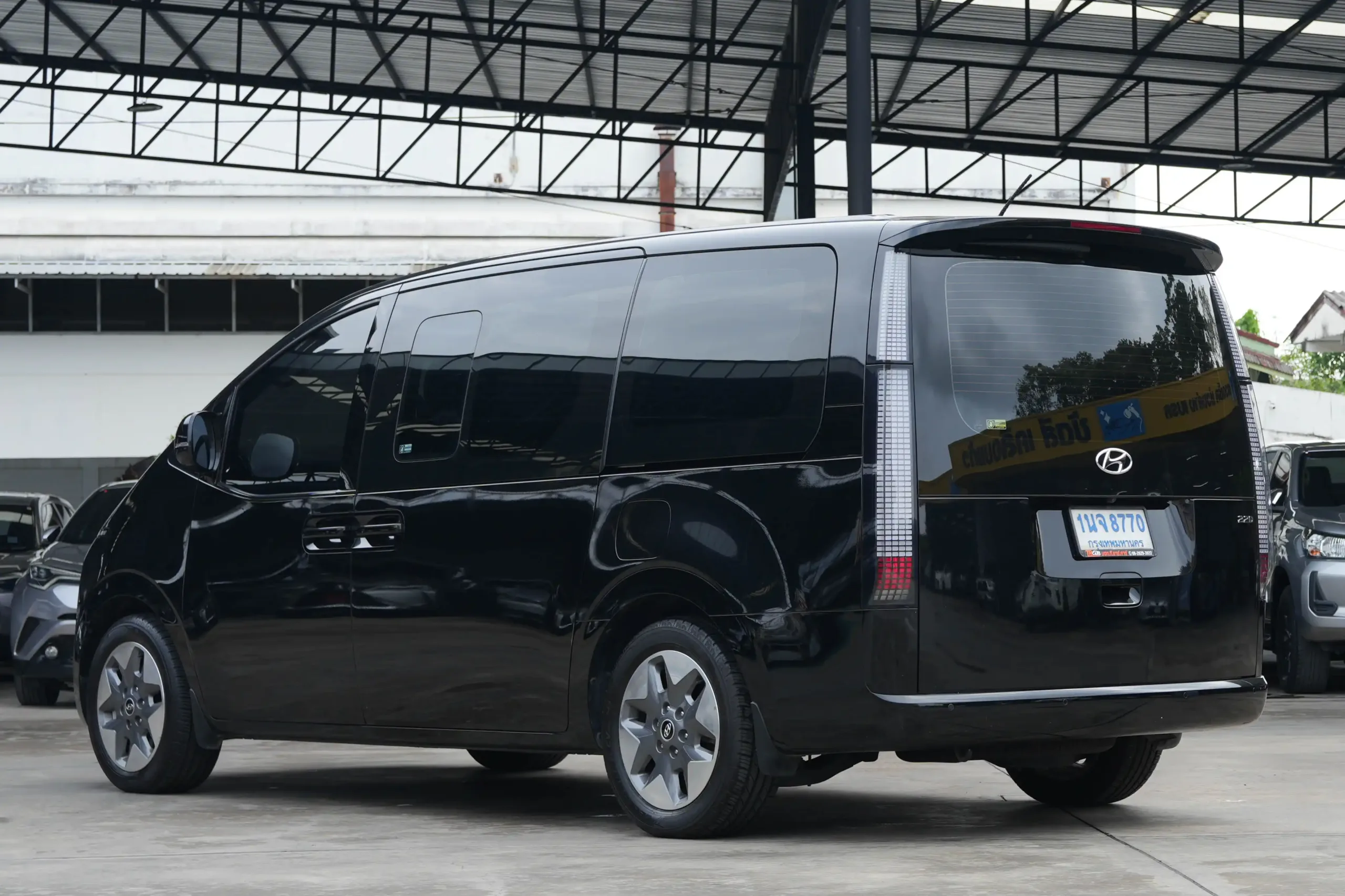 2023 Hyundai Staria 2.2 (ปี 21-28) S Van #1นจ-8770 - Image 6