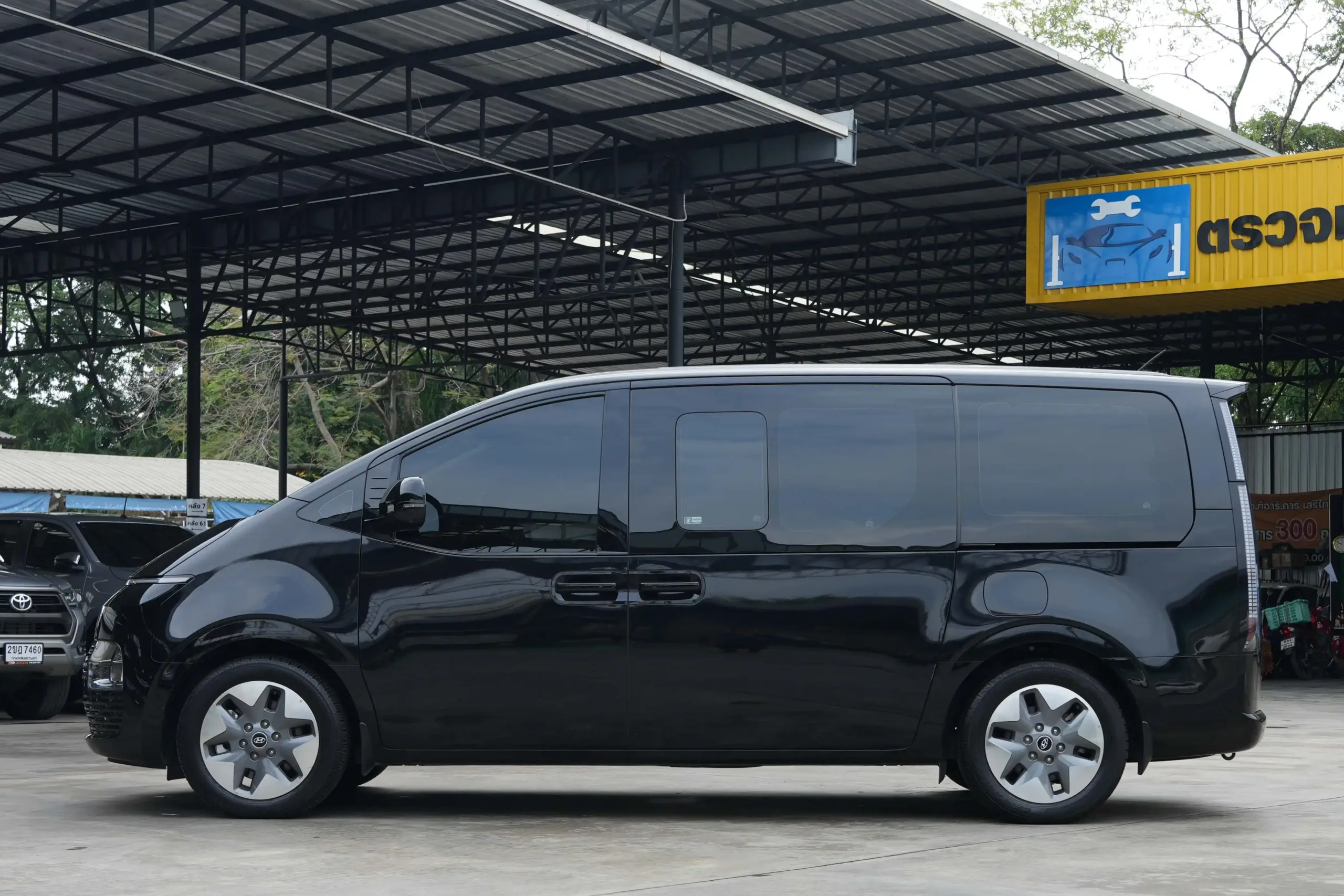 2023 Hyundai Staria 2.2 (ปี 21-28) S Van #1นจ-8770 - Image 8