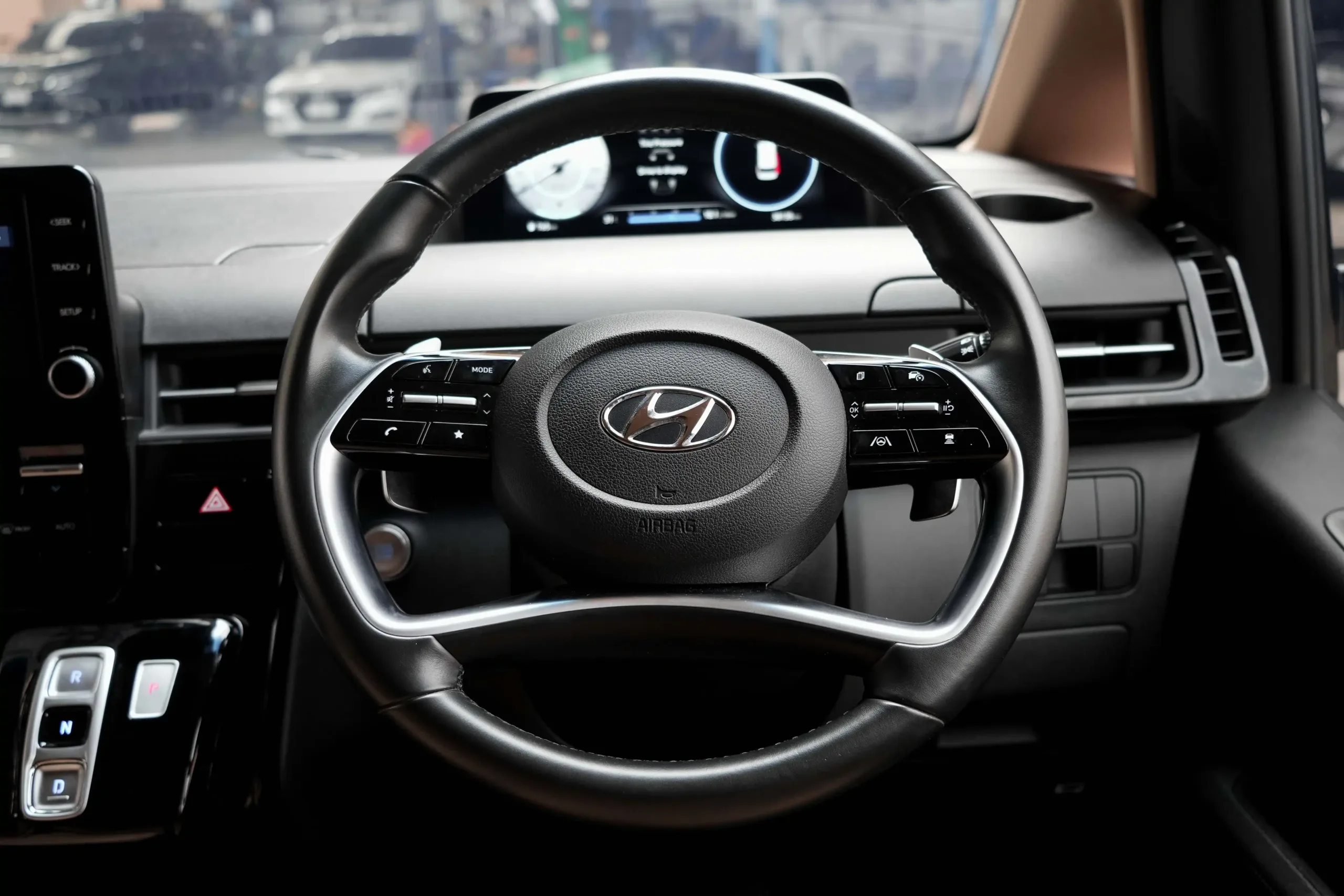 2023 Hyundai Staria 2.2 (ปี 21-28) S Van #1นจ-8770 - Image 16