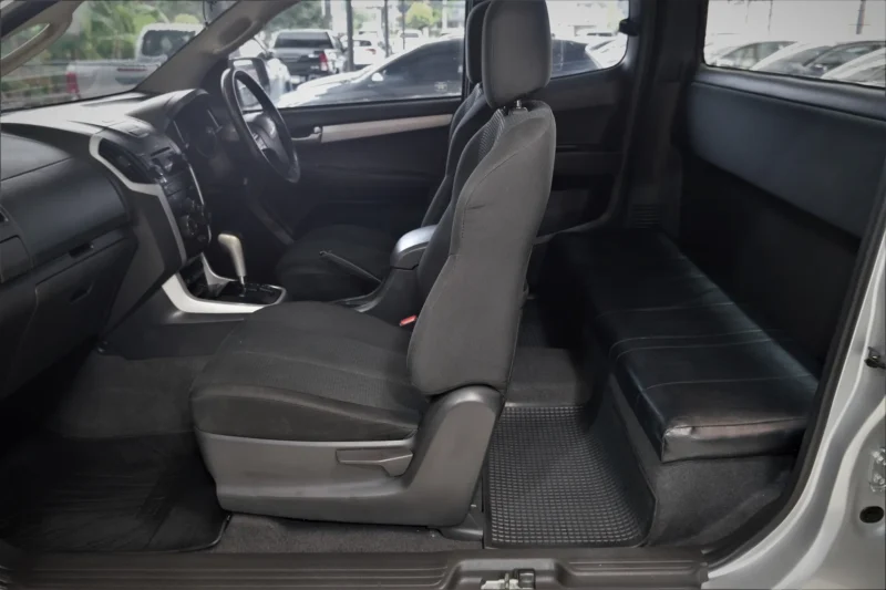 ISUZU D-MAX SPACE-CAB 1.9 Z HI-LANDER 2017 AT #2ฒจ2156 - Image 12