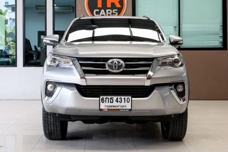 FORTUNER 2.8 V 2017 AT #6กธ 4310 - Image 3