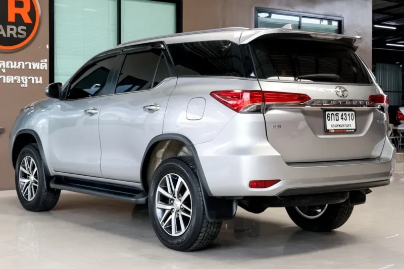 FORTUNER 2.8 V 2017 AT #6กธ 4310 - Image 4