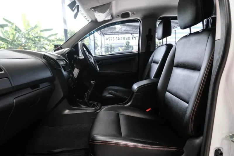 ISUZU D-MAX Cab-4 1.9 S 2018 MT #7กต896 - Image 9