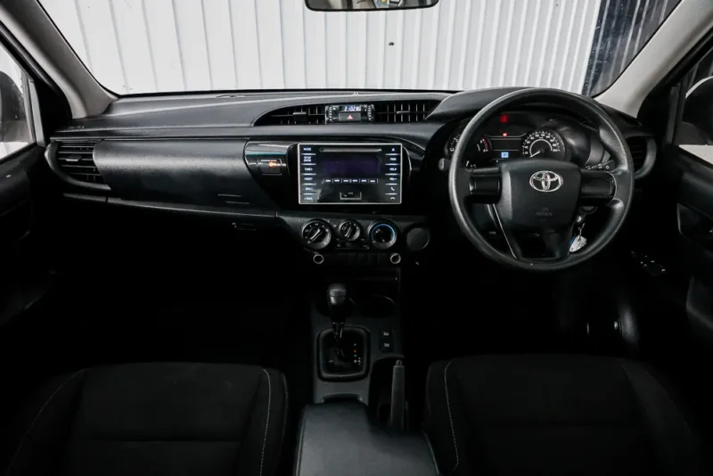 REVO SMART CAB 2.4 J PLUS Z Edition 2019 AT #2ฒษ-3051 - Image 8