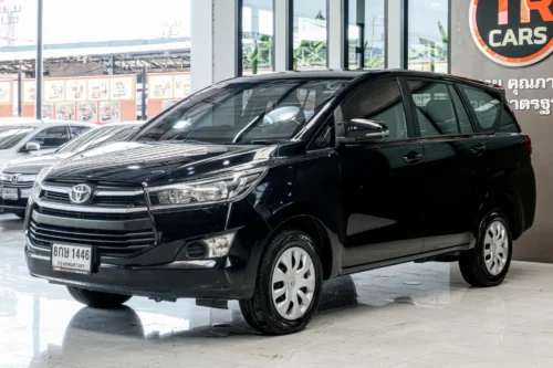 TOYOTA INNOVA CRYSTA 2.0 E 2019 MT