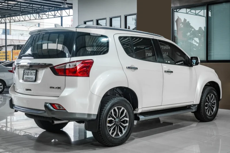 ISUZU MU-X 1.9 DA DVD 2017 AT #5กฮ5873 - Image 4