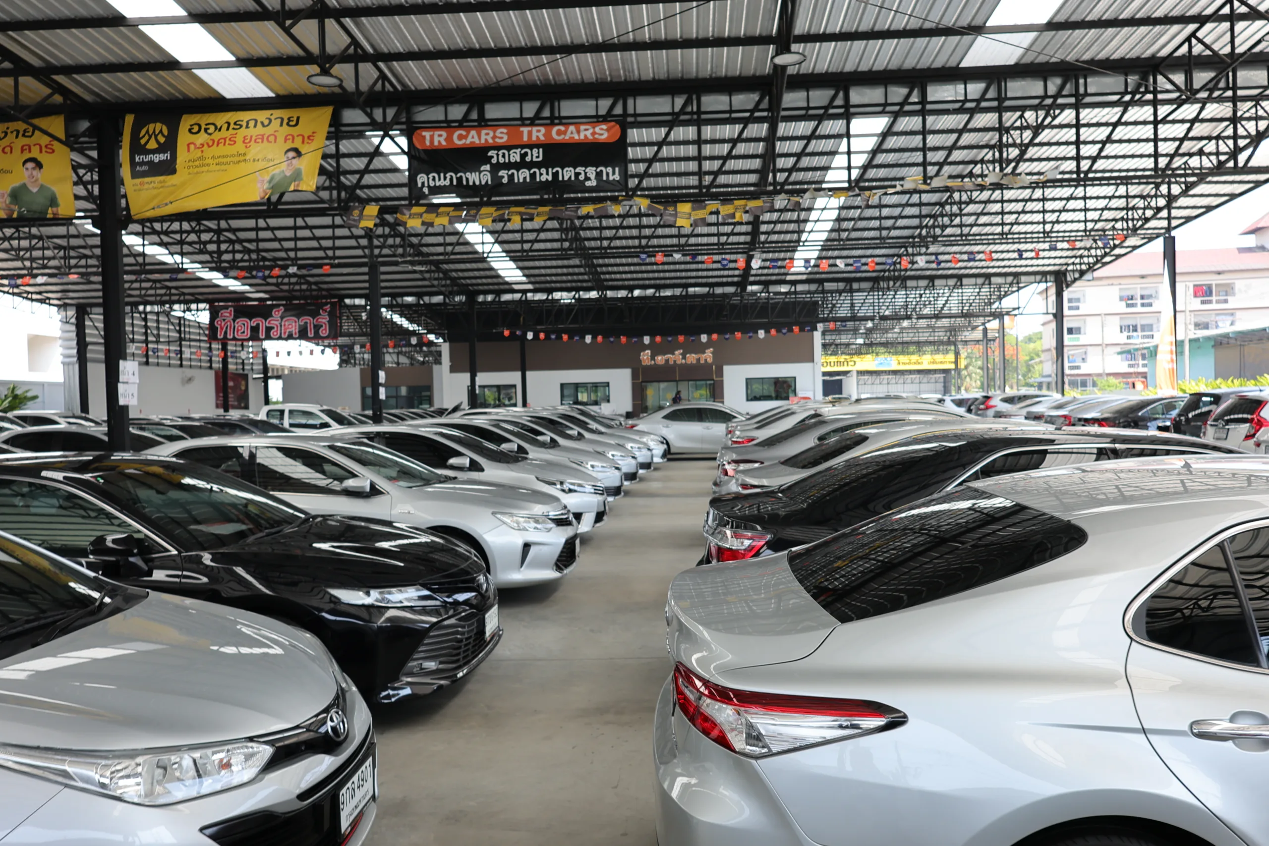 โชว์รูม TRCARS