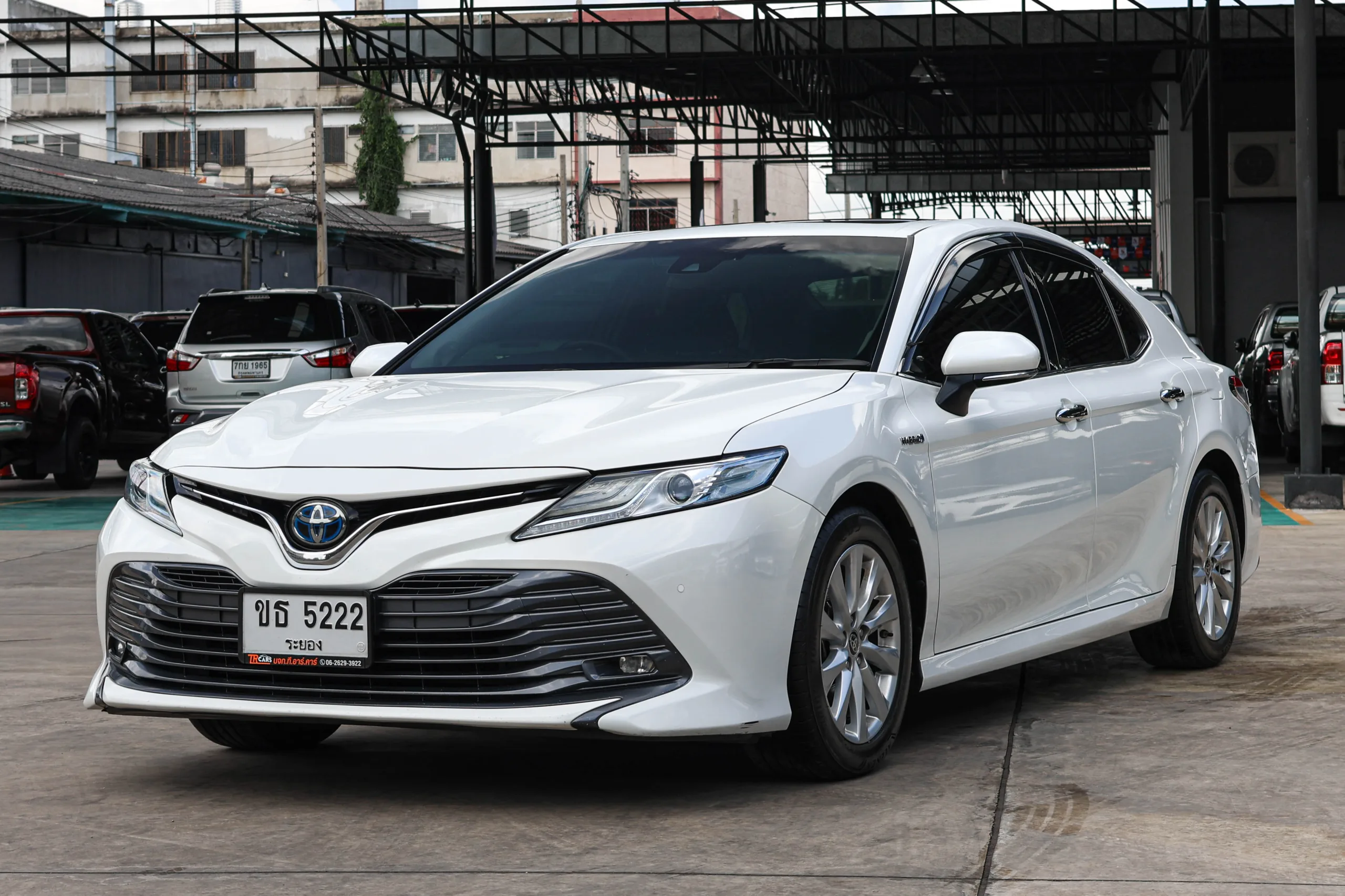 2021 Toyota CAMRY 2.5 (ปี 18-24) HEV Premium Luxury Sedan